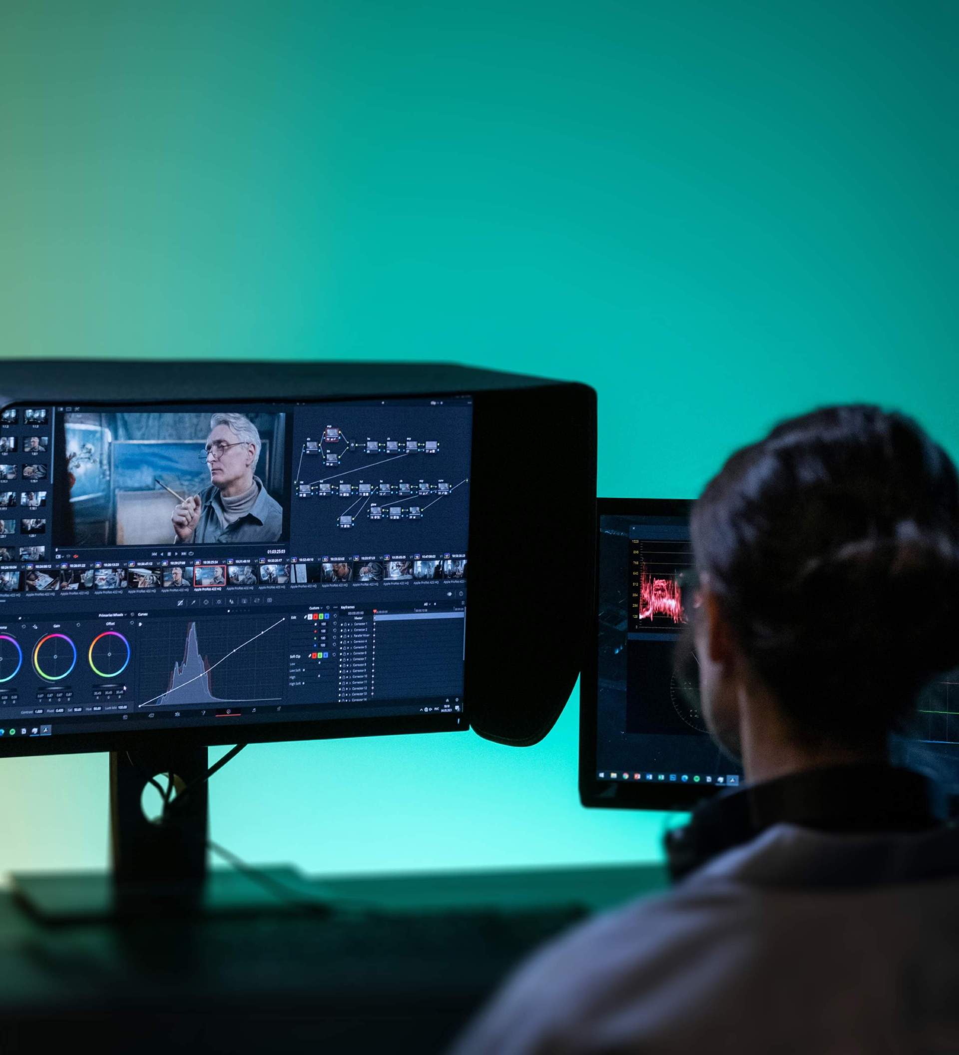 Creative professional using Rapptide to manage video post-production workflow